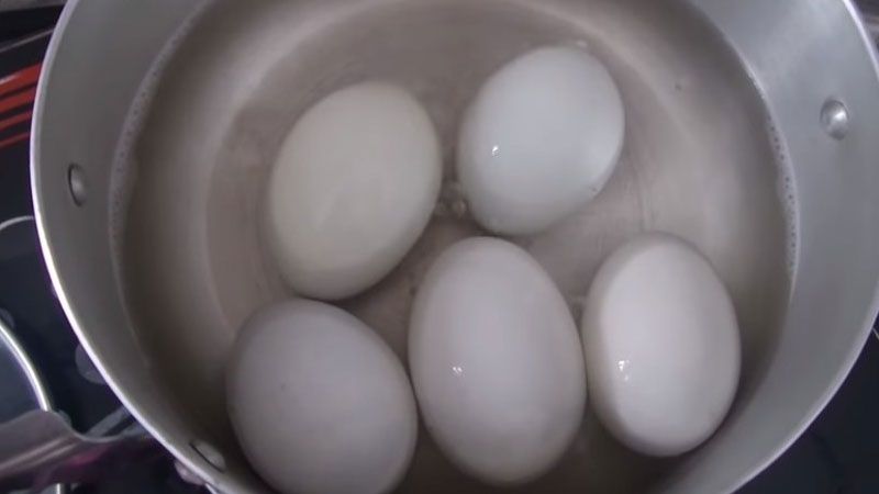 Luộc trứng